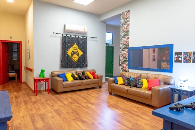 Slide com imagem de Espaço exclusivo e personalizado